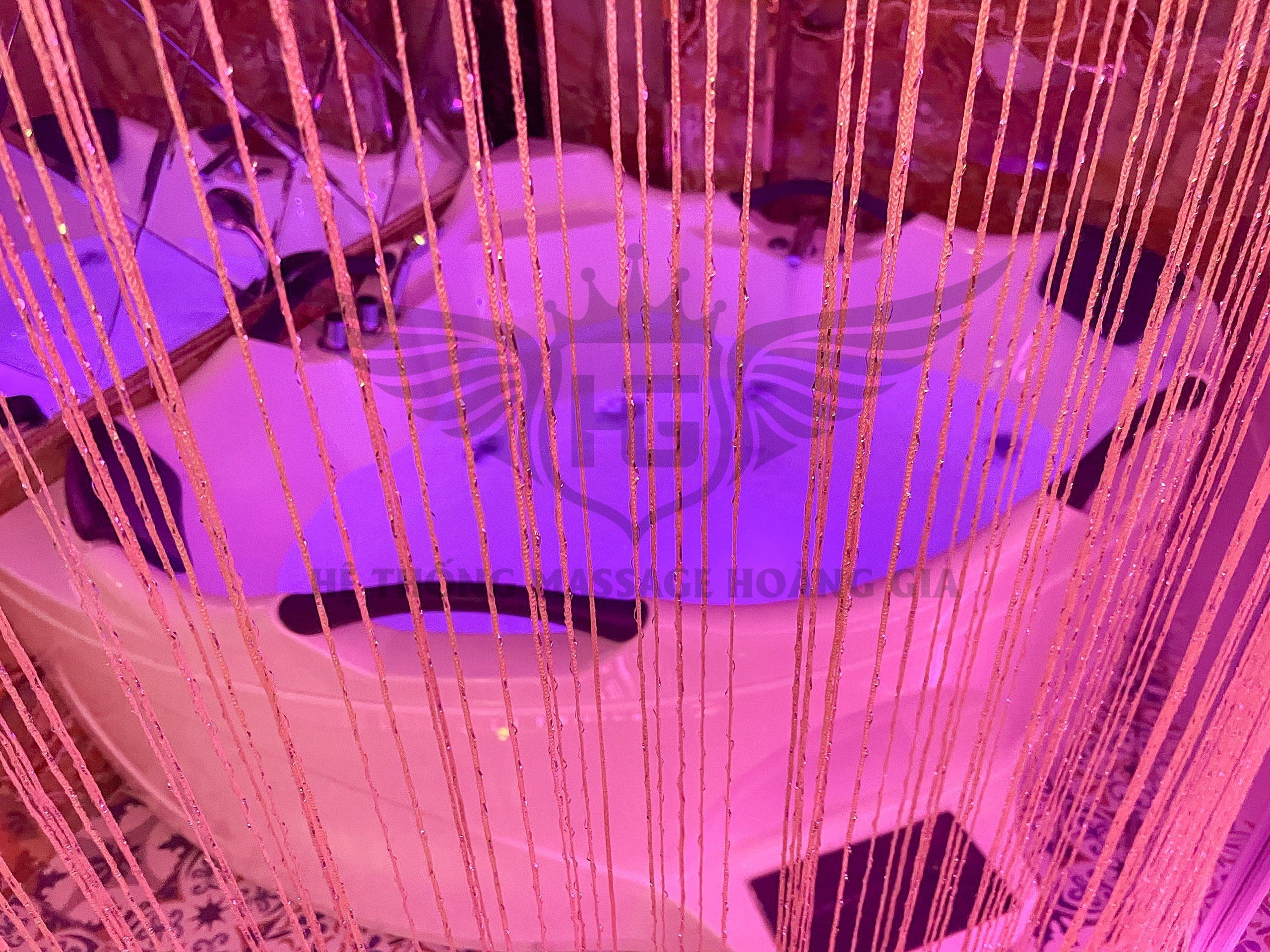 Bồn sục massage sủi khí jacuzzi