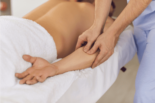 Tại sao massage huyệt đạo lại quan trọng